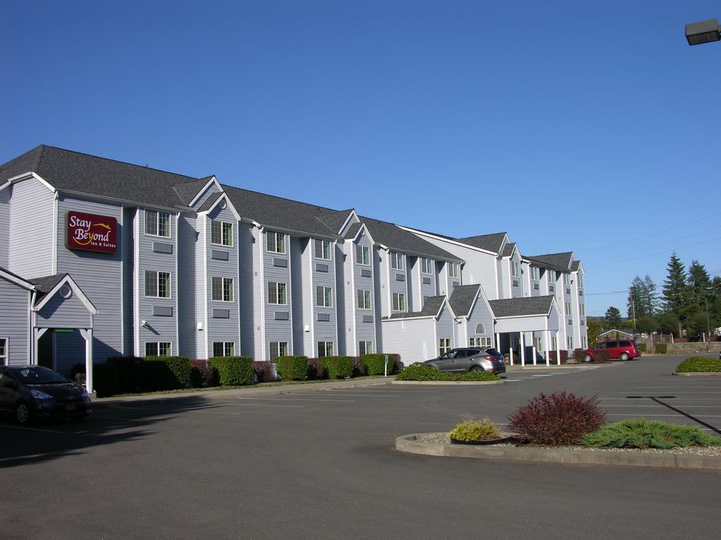 Stay Beyond Inn & Suites Elma Esterno foto